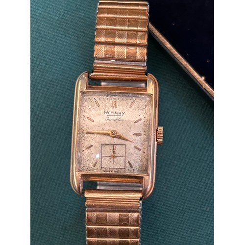 76 - A vintage 9ct gold wrist watch by Rotary - Incabloc. Swiss made, 15 jewels in working order on a rol... 