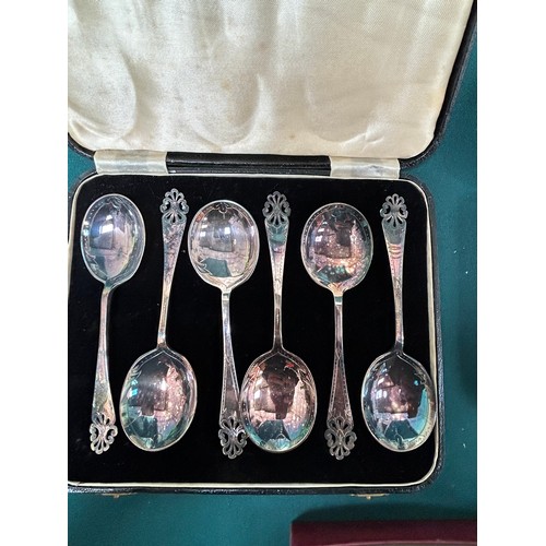 291 - A large quantity of flatware & cutlery to include a sterling silver sauce ladle, Sheffield 1912, Art... 