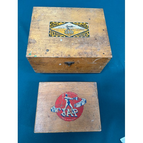 409 - Two vintage boxed bush or bearing pullers by Jap Holland- from a local Lincolnshire farm - probably ... 