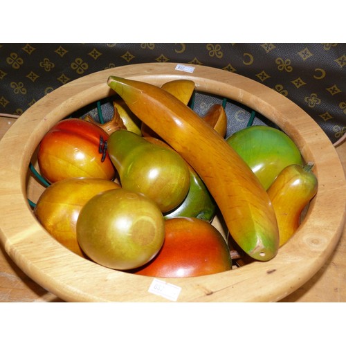 52 - LARGE WOODEN FRUIT BOWL FULL OF DECORATIVE WOODEN FRUIT