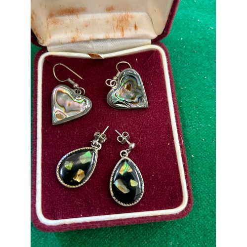 19 - PAIR OF VINTAGE ABALONE AND SILVER METAL EARRINGS - THE HEART PAIR MARKED POSS MEXICO