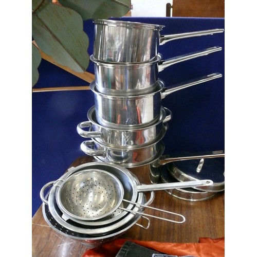 518 - SELECTION OF JOHN LEWIS STAINLESS STEEL SAUCEPANS AND COLANDERS