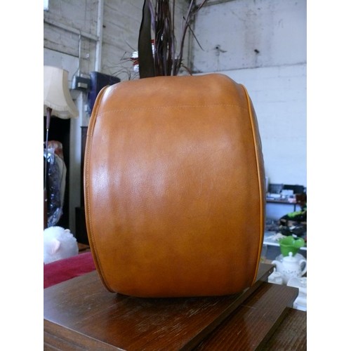 63 - VERY NICE RETRO TAN POUFFE WITH LEAF IMPRINT