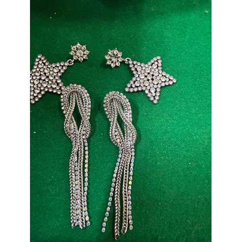 34 - TWO PAIRS OF LARGE MODERN STYLE EARRINGS, DIAMANTE STARS AND KNOT DESIGN WITH IRIDESCENT STONES