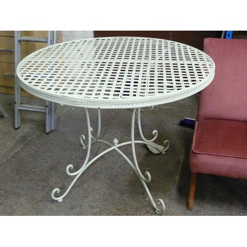 49 - LARGE HEAVY CREAM ORNATE GARDEN TABLE