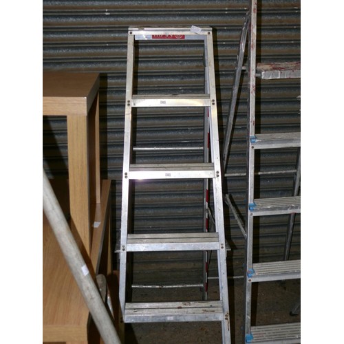 535 - LARGE ALUMINIUM LADDER