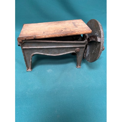 406 - An early 20th Century German made cast iron tobacco cutter or shredder