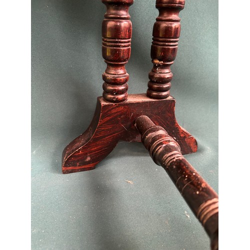 486 - A late Victorian walnut and simulated rosewood Sutherland Table of small proportions, turned legs, o... 