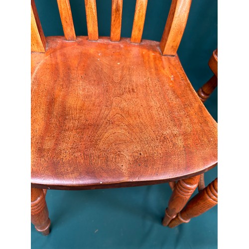 485 - Good pair of Victorian elm seated kitchen chairs with lathe backs - nice chestnut colour