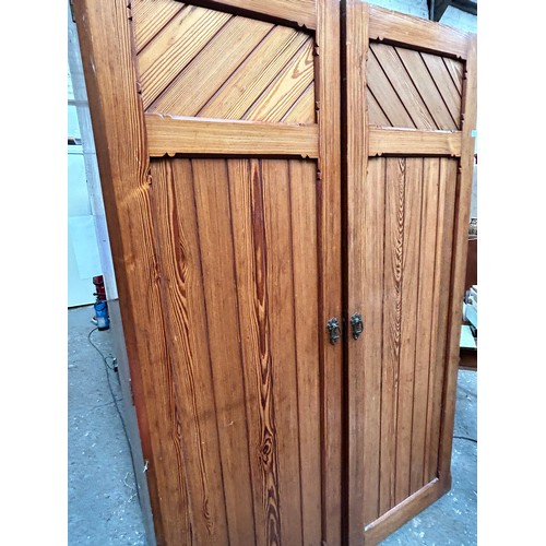 484 - Victorian pitch pine wardrobe with gothic detail in the panelling - drawer in one section. See previ... 