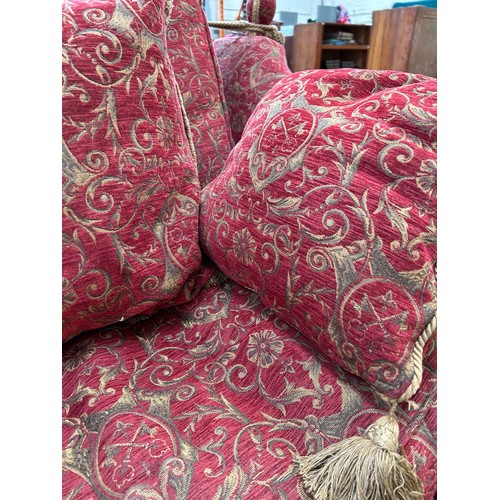 520 - A very good quality Knole style large two seater sofa by Corinth designs, traditionally upholstered ... 