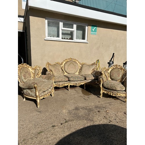 421 - Vintage mid century Italian baroque style three seater sofa and two marching armchairs - Hand carved... 