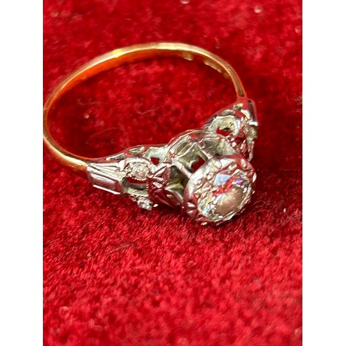 41F - A stunning 14ct gold ring with solitaire diamond  0.8ct-1ct  - set in a raised platinum gallery. The... 