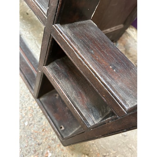 522 - A large 19th Century Oak wall shelf / plate rack - 187cm x 118cm