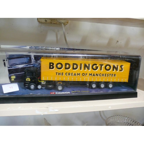 84 - CORGI BODDINGTONS DREY ARTICULATED LORRY (CASED)