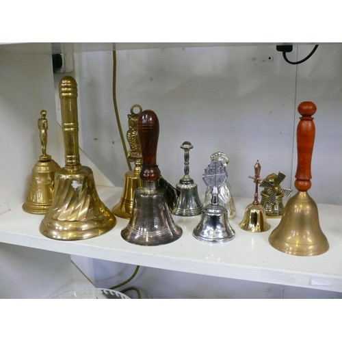 90 - BEAUTIFUL SELECTION OF BRASS AND METAL BELLS