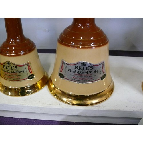 95 - 5   X WADE SEALED BELL'S DECANTERS IN STAGGERED SIZES, 75CL, 50CL, 18.75CL  AND 2 MINIATURES