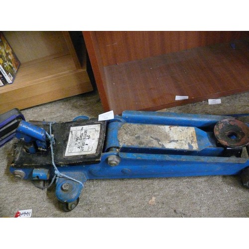 148 - 2 TON HYDRAULIC TROLLEY JACK