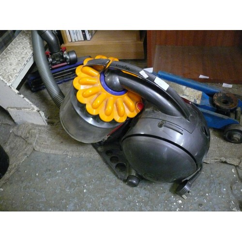 149 - DYSON DC28C VACUUM CLEANER