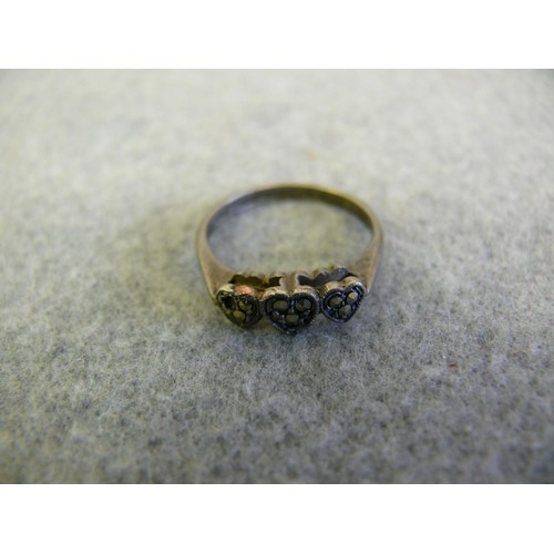 18 - VINTAGE SILVER RING WITH TRIPLE HEART MARCASITE DESIGN