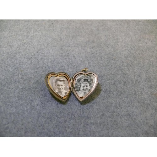 23 - 9CT GOLD HEART SHAPED LOCKET WEIGHS 4 GRMS