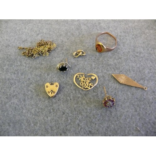 37 - SELECTION OF GOLD ITEMS MOSTLY HALLMARKED, SOME UNMARKED TO INCLUDE A FULLY HALLMARKED MINIATURE ST.... 