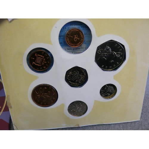 51 - 186 YEAR SHIPWRECK COIN, HEINZ ROYAL MINT UNCIRCULATED COIN COLLECTION 1983 AND 1998 UNITED KINGDOM ... 