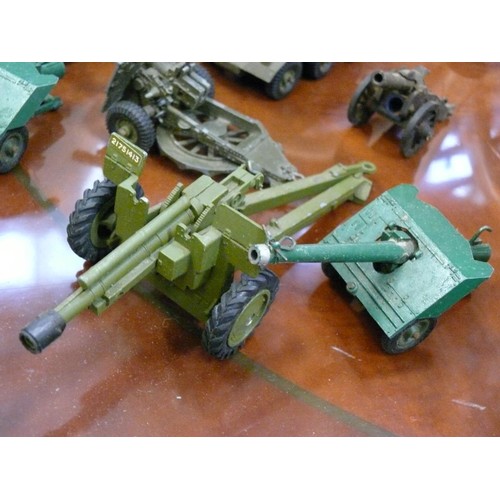 393 - 9 VINTAGE MILITARY DIE CAST VEHICLES BY CORGI MAJOR AND DINKY TO INCLUDE TANK, CANNONS