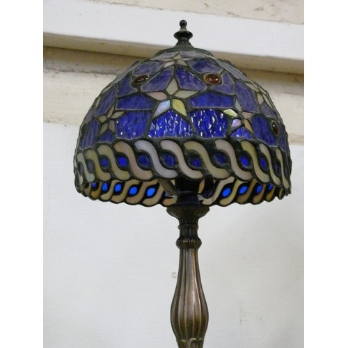 76A - BLUE GLASS TIFFANY STYLE TABLE LAMP