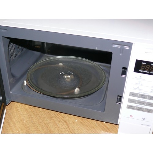 408 - PANASONIC MICROWAVE IN WHITE