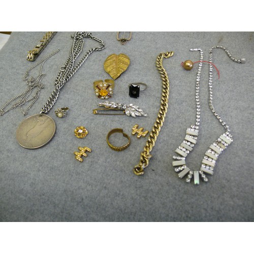 56 - COLLECTION OF LOVELY VINTAGE COSTUME JEWELLERY