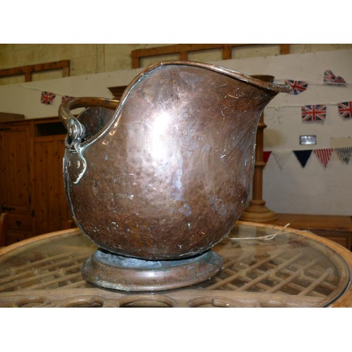 391 - COPPER HELMET COAL SCUTTLE