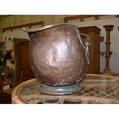 391 - COPPER HELMET COAL SCUTTLE