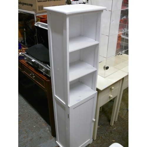 465 - WHITE TALL SLIM CABINET WITH SHELVES AND UNDERCUPBOARD