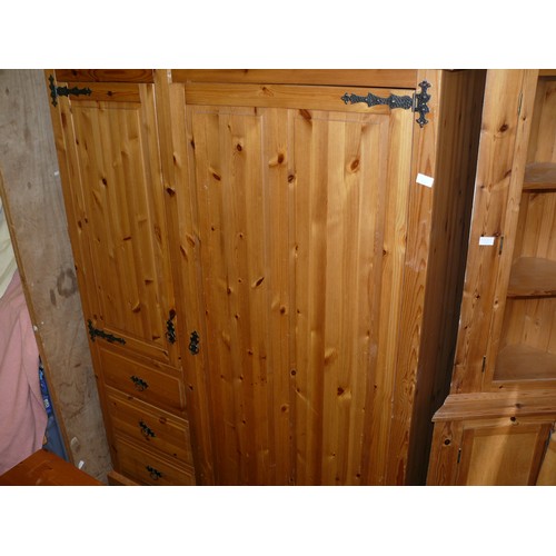 453 - SOLID PINE COMPACT BEDROOM STORAGE, WARDROBE, CUPBOARD AND 3 DRAWERS, GOTHIC HINGES