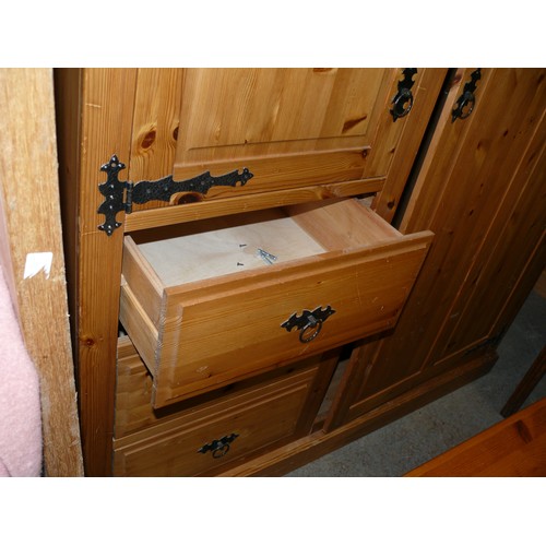 453 - SOLID PINE COMPACT BEDROOM STORAGE, WARDROBE, CUPBOARD AND 3 DRAWERS, GOTHIC HINGES