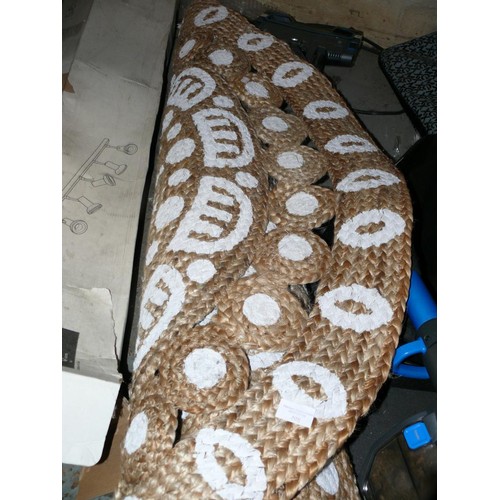 498 - ROUND  HEMP MAT BY HOUSE DOCTOR 124CM DIAMETER