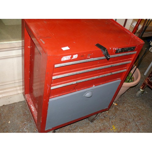 487 - CLARK HD PORTABLE RED METAL TOOL CHEST WITH DRAWERS AND CUPBOARD, ON WHEELS