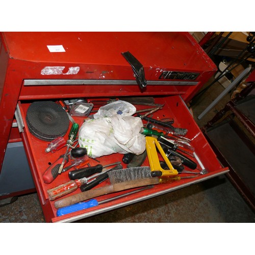 487 - CLARK HD PORTABLE RED METAL TOOL CHEST WITH DRAWERS AND CUPBOARD, ON WHEELS