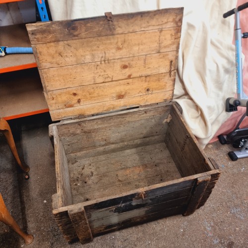 471 - LARGE RUSTIC WOODEN STORAGE CHEST