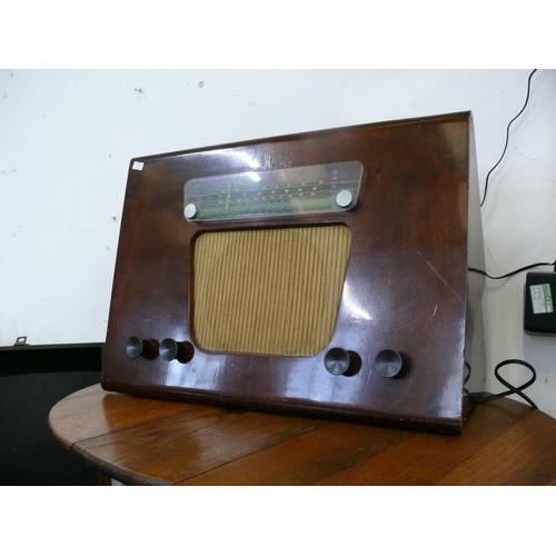 103 - VINTAGE MURPHY RADIO, WORKING, GREAT EXAMPLE