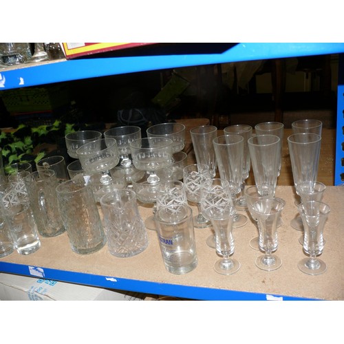 182 - 2 SHELVES OF VARIOUS GLASSWARE