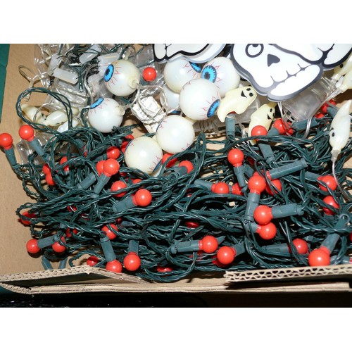 279 - BOX OF VARIOUS DECORATIVE HALLOWEEN LIGHTS PUMPKINS, SKELETONS ETC