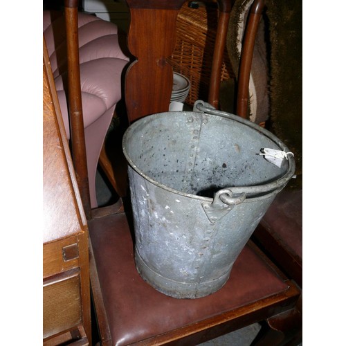 394 - VINTAGE GALVANISED BUCKET