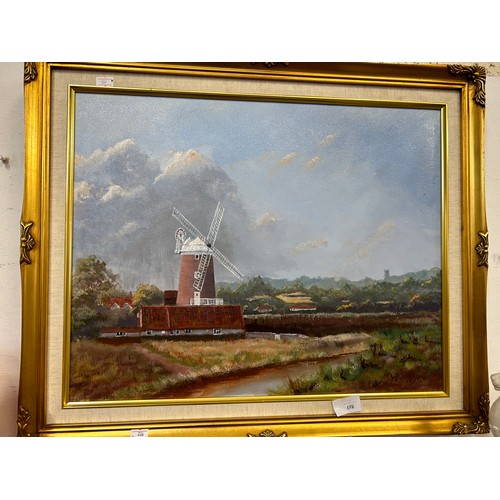 138 - AN ORIGINAL OIL PAINTING ON BOARD OF CLEY NEXT THE SEA WINDMILL - NORFOLK. SIGNED BY THE ARTIST R LO... 