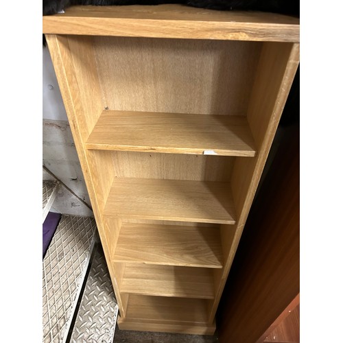 192 - NARROW BOOKCASE WITH 6 SHELVES IN PALE WOOD COLOUR