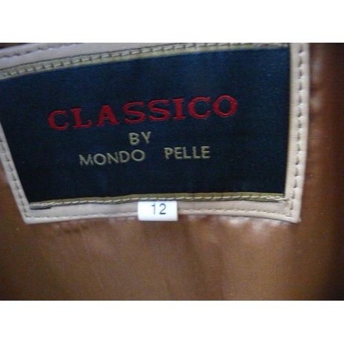 351 - LOVELY LITTLE 100% LEATHER JACKET BY MONDO PELLE. COLLARLESS. SAND 12.