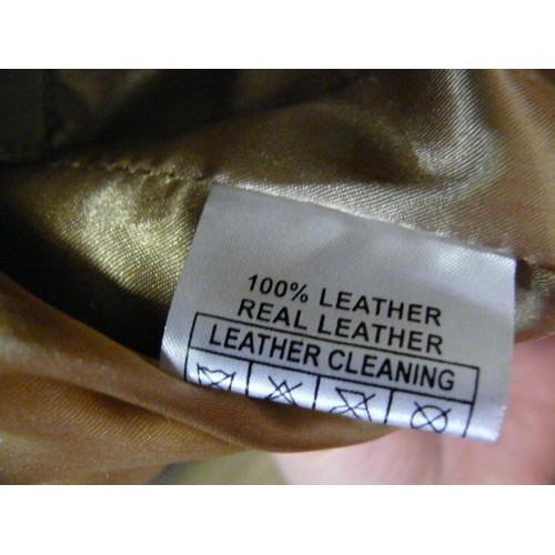 351 - LOVELY LITTLE 100% LEATHER JACKET BY MONDO PELLE. COLLARLESS. SAND 12.