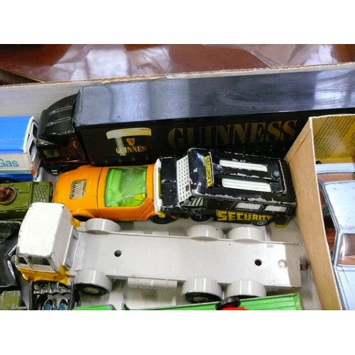 367 - COLLECTABLE VINTAGE DIE-CAST VEHICLES. INC GUINNESS LORRY, MATCHBOX TEXACO TANKER, MATCHBOX ETC