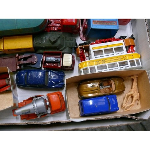 370 - COLLECTABLE VINTAGE DIE-CAST VEHICLES. INC CORGI TRAM, DINKY, MATCHBOX ETC